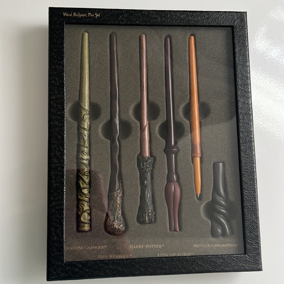 Harry Potter Wand Pen Set From Universal Studios New in